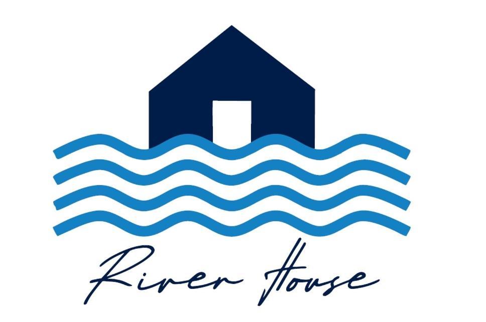 River House Касерес Экстерьер фото